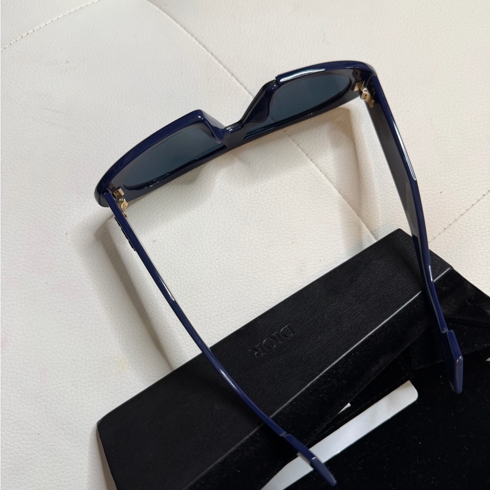 Authentic Dior Gold Logo Navy Blue Sunglasses - Picture 7 of 8
